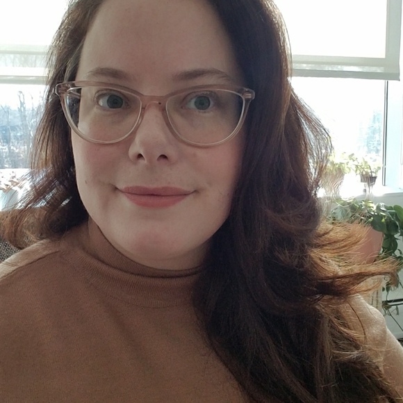 Meet your Posher, Allyson - Picture 1 of 1